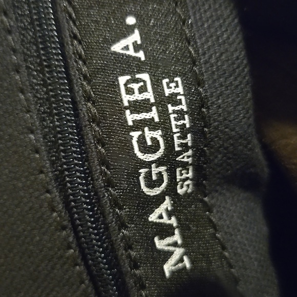 Maggie A Settle Elegant Black and Brown Women's Bag - Picture 2 of 8